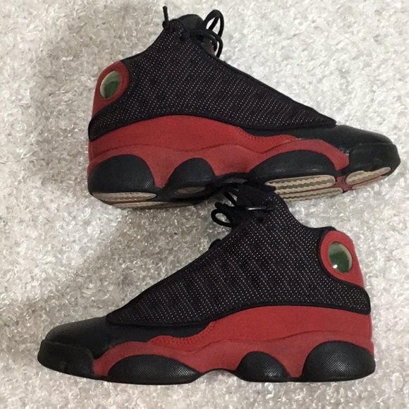 Air Jordan Retro 13 Black and Red Basketball Sneakers 4 (Big Boy) - Picture 8 of 10